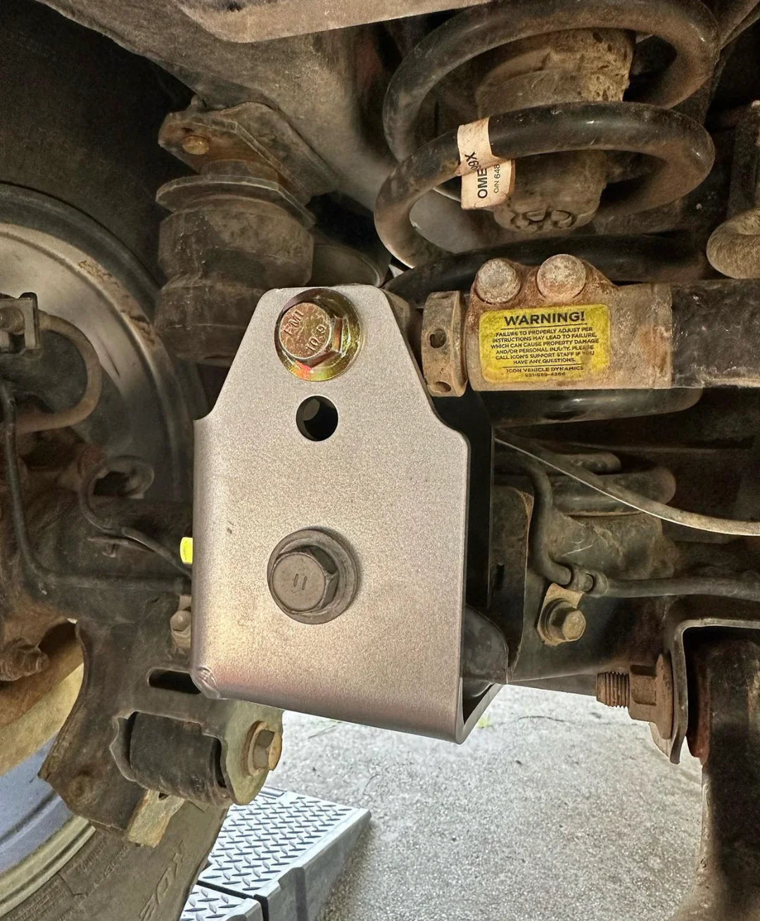 DR. KDSS Track Bar Bracket for 5th gen Toyota 4Runner, GX, FJ